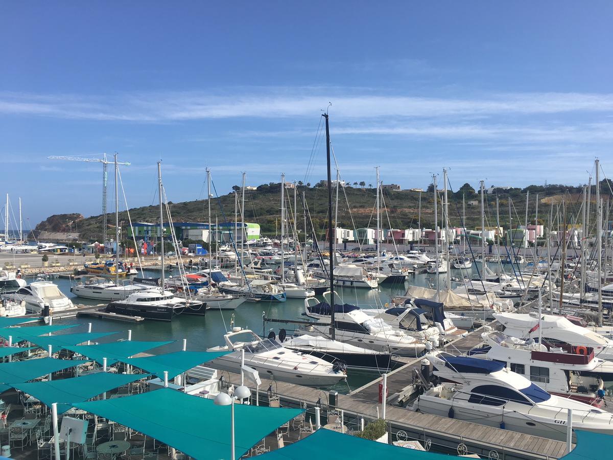 Marina Water View - 6 People, Bars & Restaurants Lejlighed Albufeira Eksteriør billede